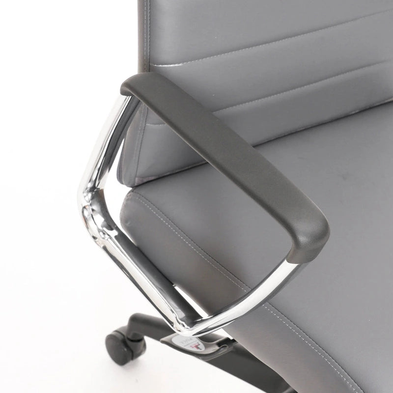 LeisureMod Hilton Modern High Back Leather Conference Office Chair